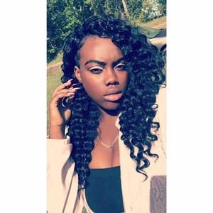 Meet your Posher, Javetta